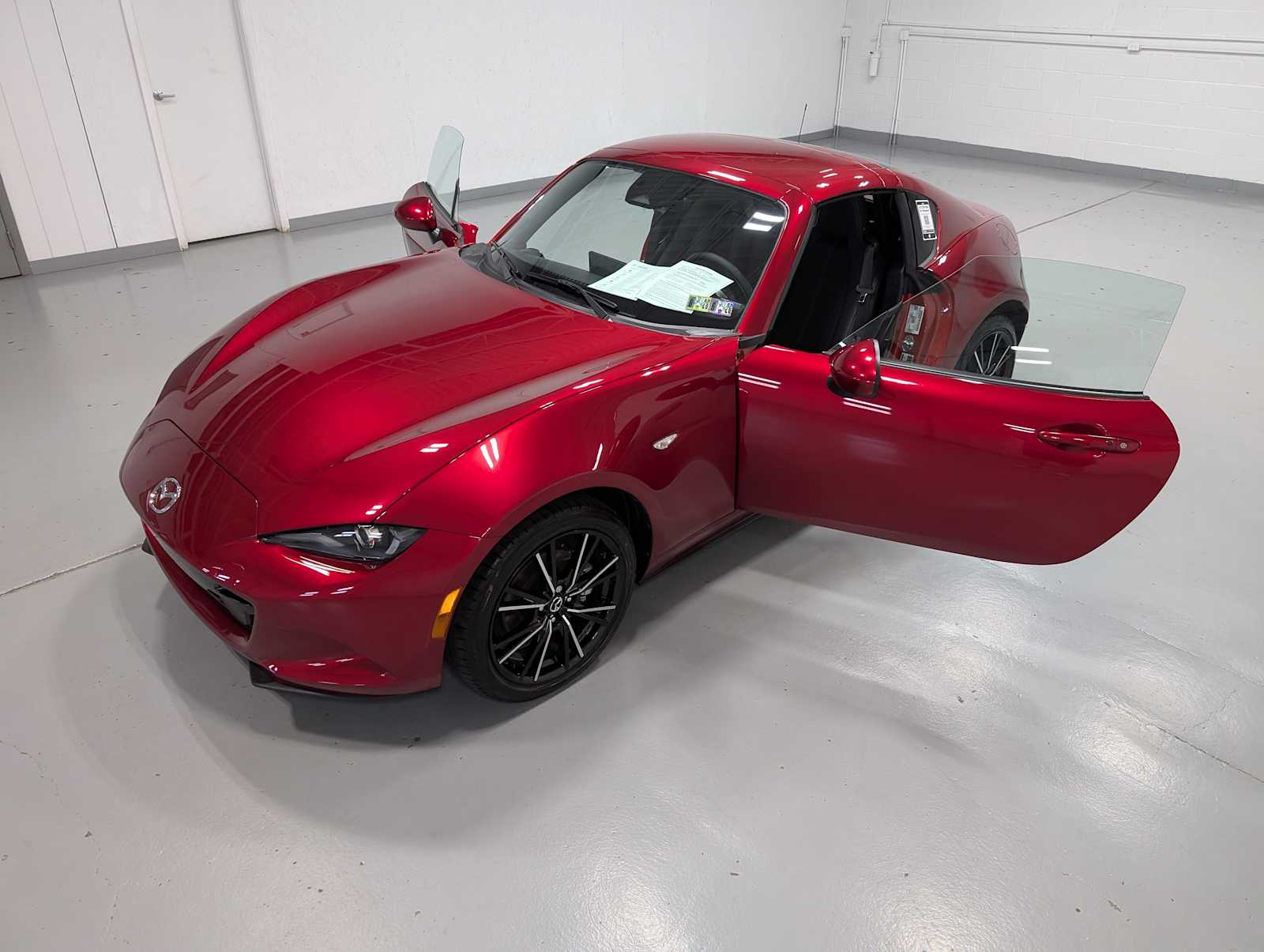 2024 Mazda MX-5 Miata Miata RF Grand Touring photo 15