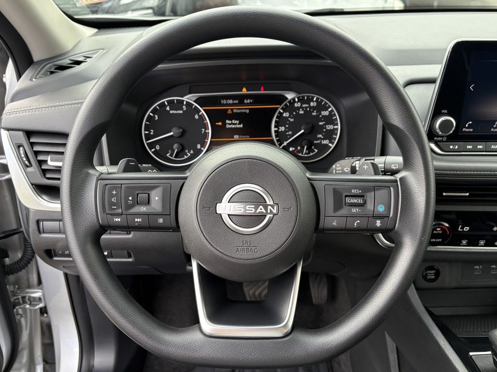2024 Nissan Rogue SV photo 13