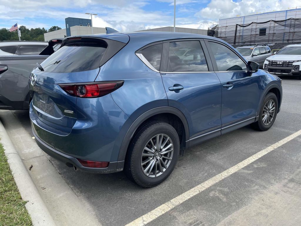 2017 Mazda CX-5 Touring photo 4