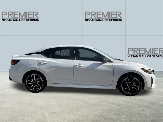 2025 Nissan Sentra SR photo 4