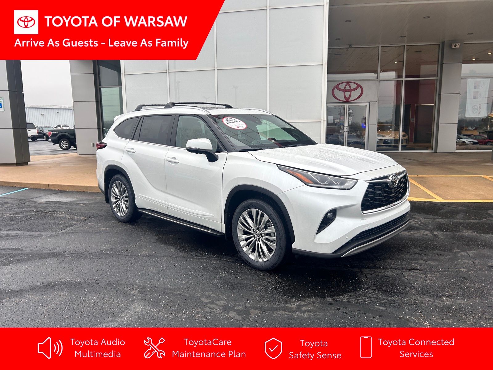 2026 Toyota Highlander Platinum's photo