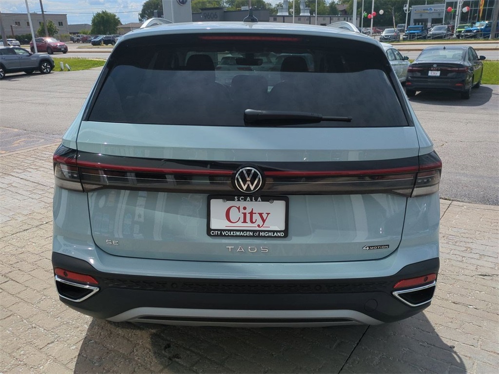 2025 Volkswagen Taos SE photo 6