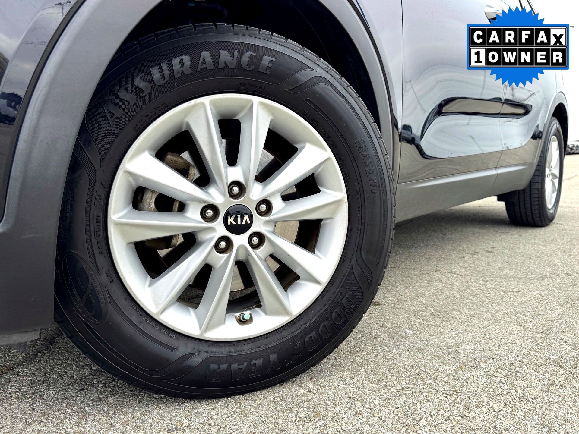 Used 2020 Kia Sorento LX with VIN 5XYPG4A35LG654095 for sale in Hutto, TX