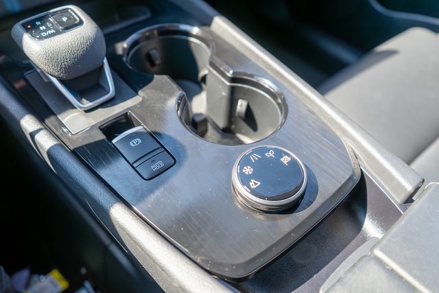 2021 Nissan Rogue SV photo 20
