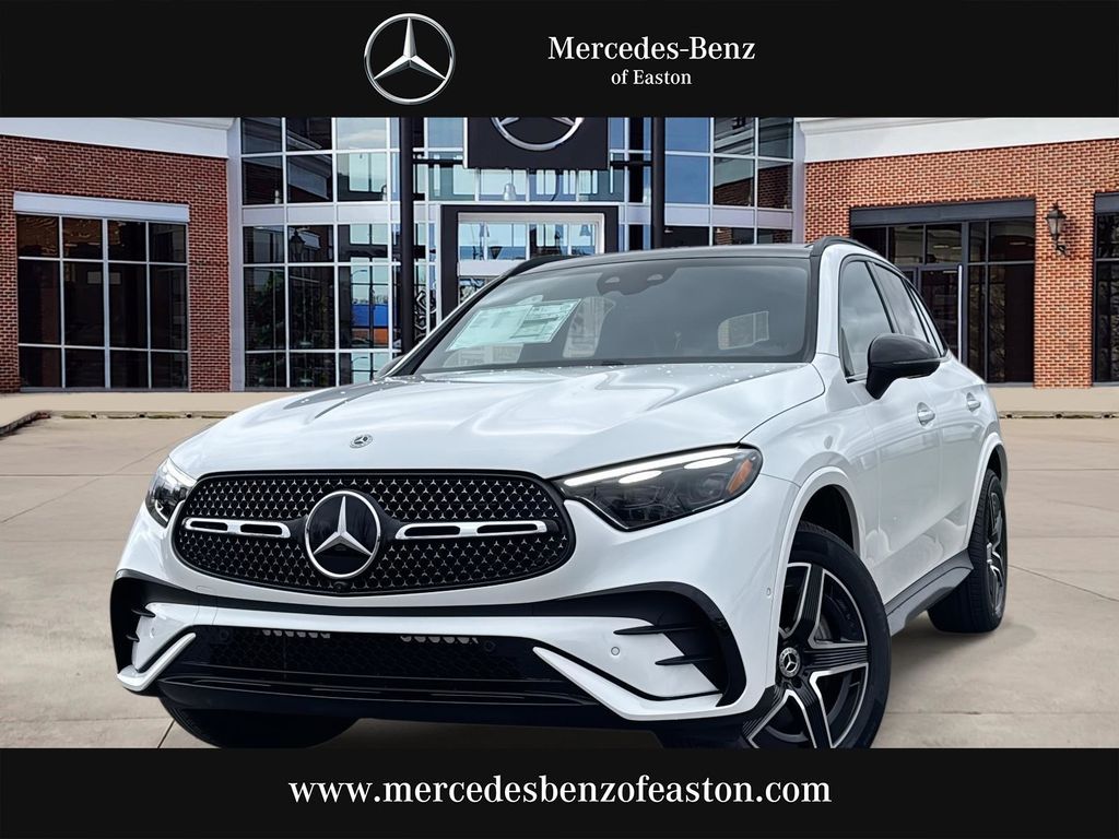 2026 Mercedes-Benz GLC Base's photo