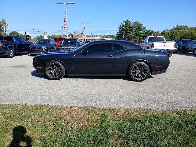 2016 Dodge Challenger R/T Plus Shaker photo 2