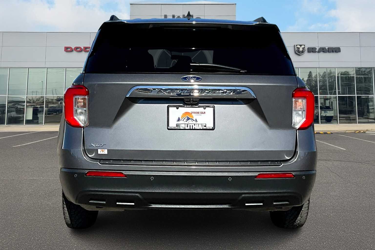 2022 Ford Explorer XLT photo 3