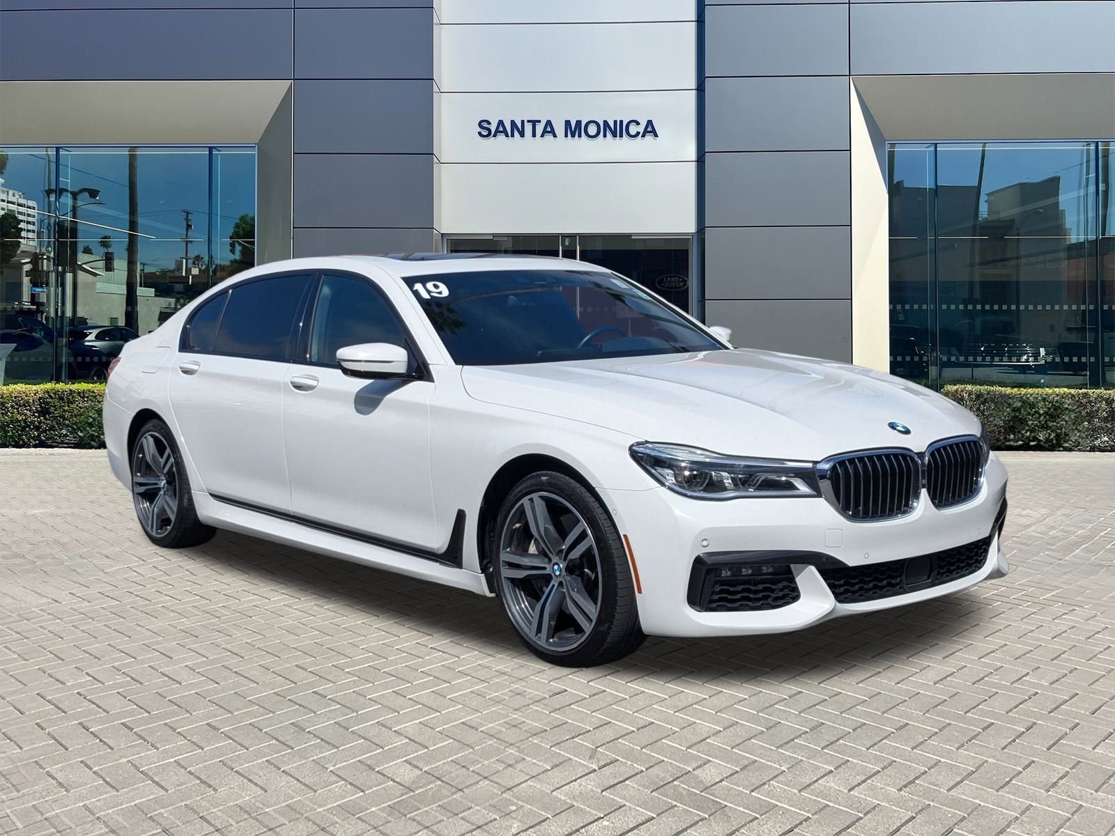 2019 Bmw 750i Sedan photo 3