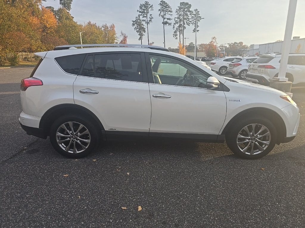 2018 Toyota RAV4 Hybrid Limited photo 4