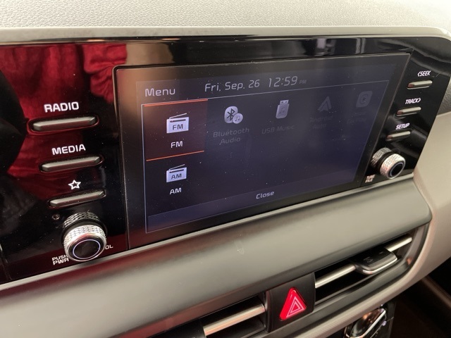 2024 Kia Seltos LX photo 21