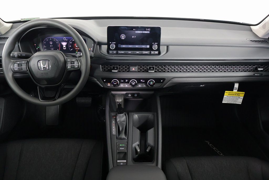 2025 Honda Accord 1.5T SE photo 4