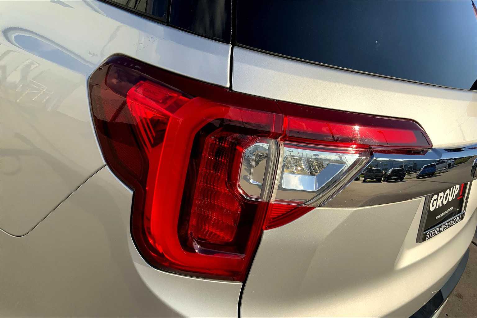 2020 Gmc Acadia SLE photo 25