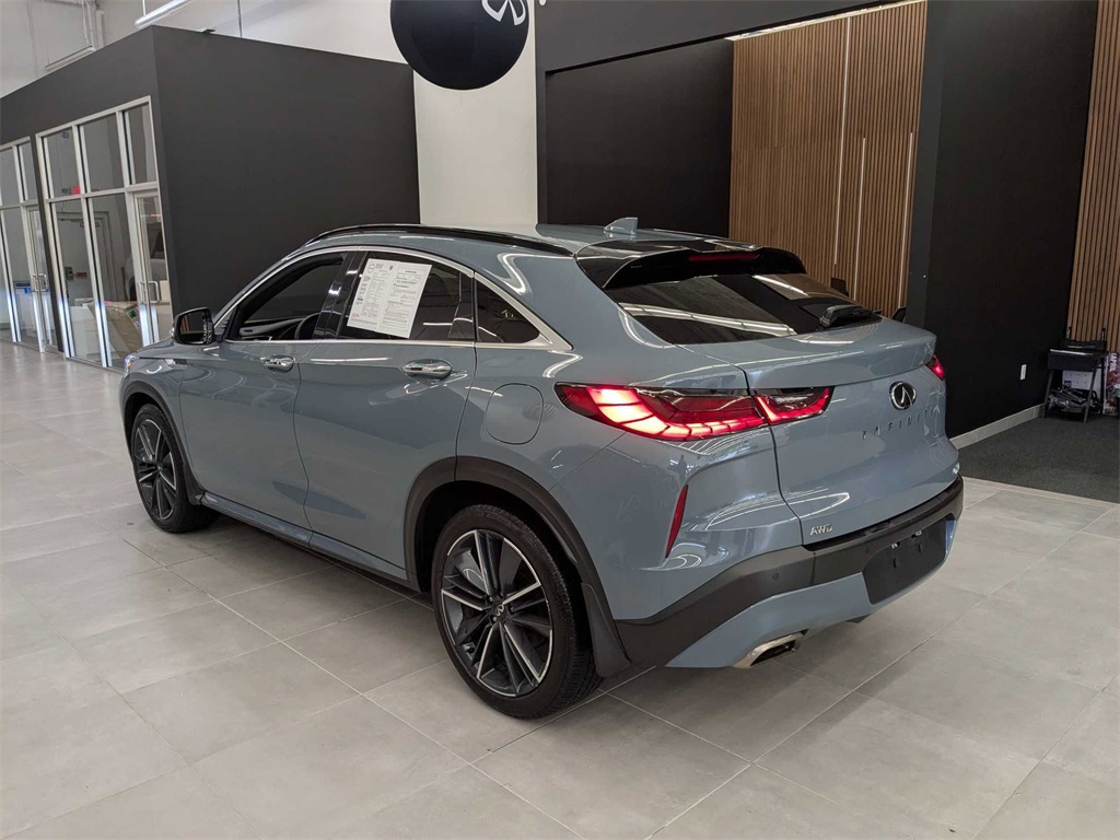2023 Infiniti QX55 Luxe photo 5