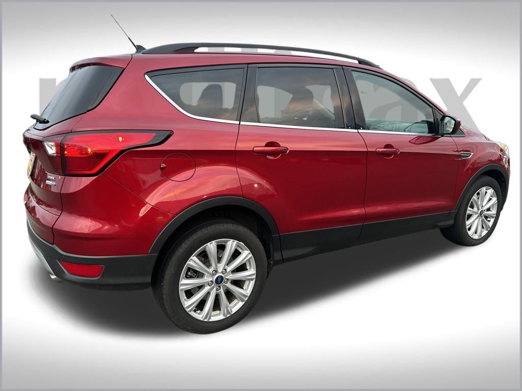2019 Ford Escape SEL photo 3
