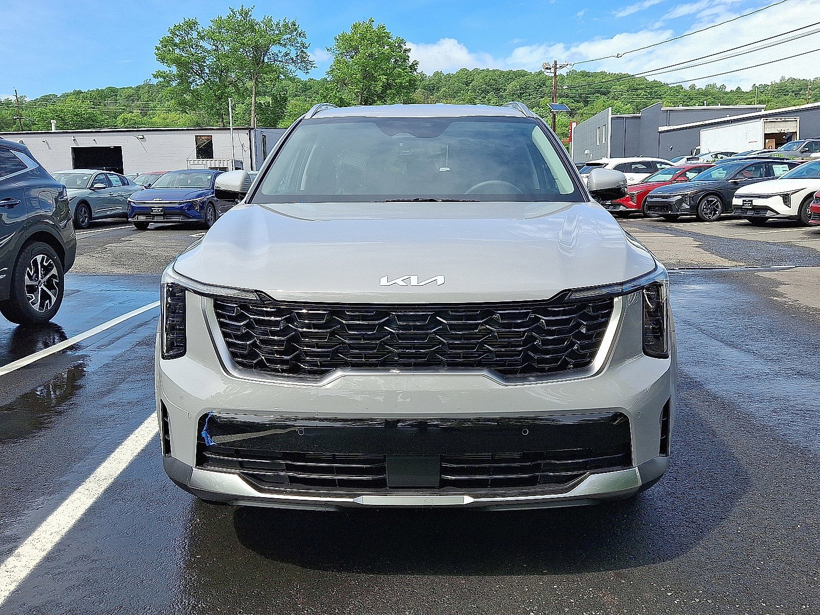 2026 Kia Sorento S photo 2