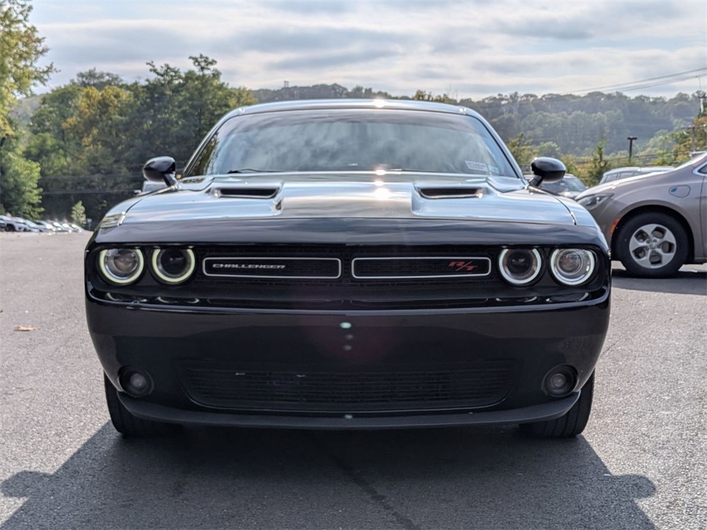 2015 Dodge Challenger R/T photo 8