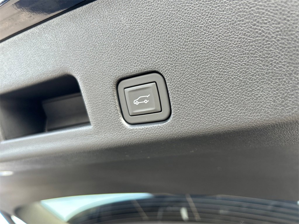 2026 GMC ACADIA - Image 34