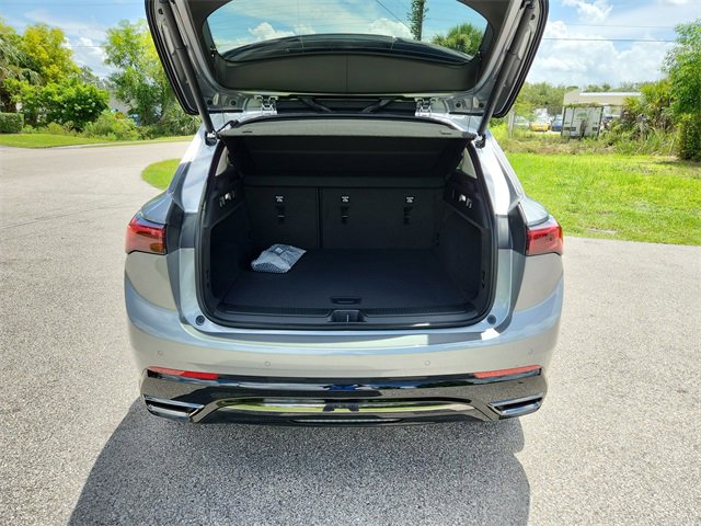 2025 Buick Envision Sport Touring photo 3