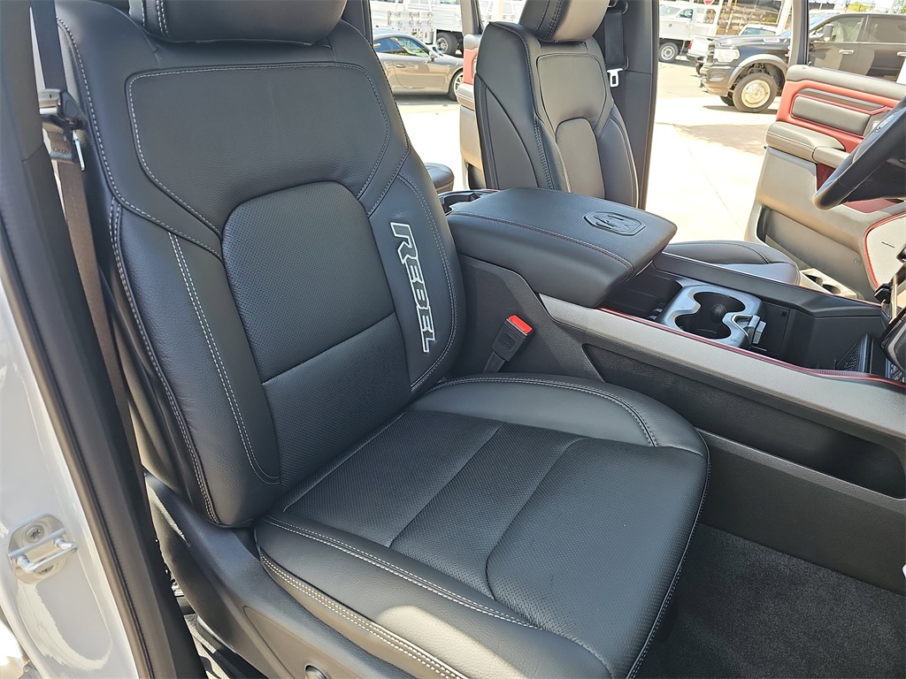 2025 Ram 1500 Rebel photo 10