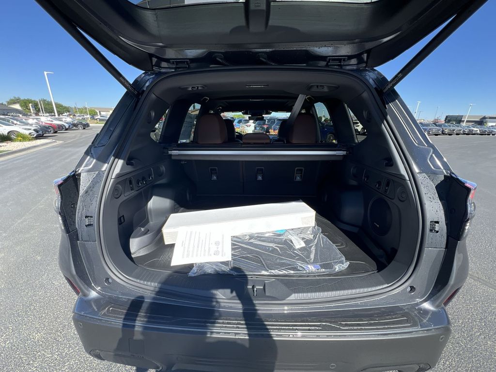 2025 Subaru Forester Touring photo 26
