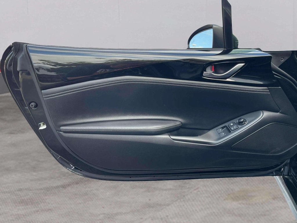 2024 Mazda MX-5 Miata Miata RF Grand Touring photo 17