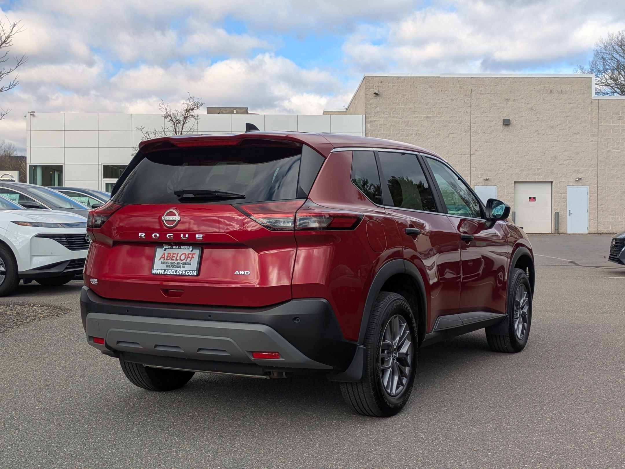 2023 Nissan Rogue S photo 2