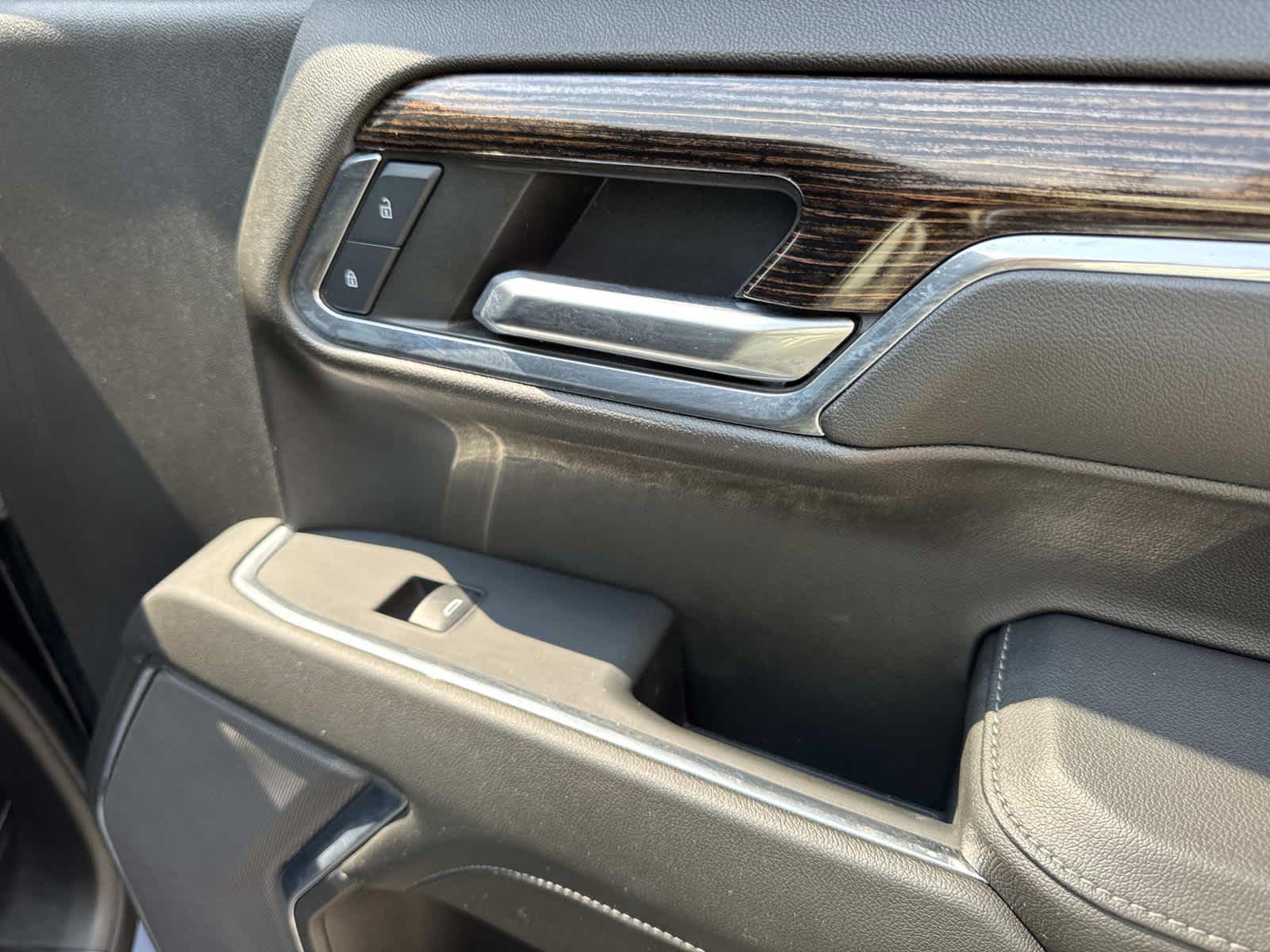 2024 Gmc Sierra 1500 Elevation photo 22