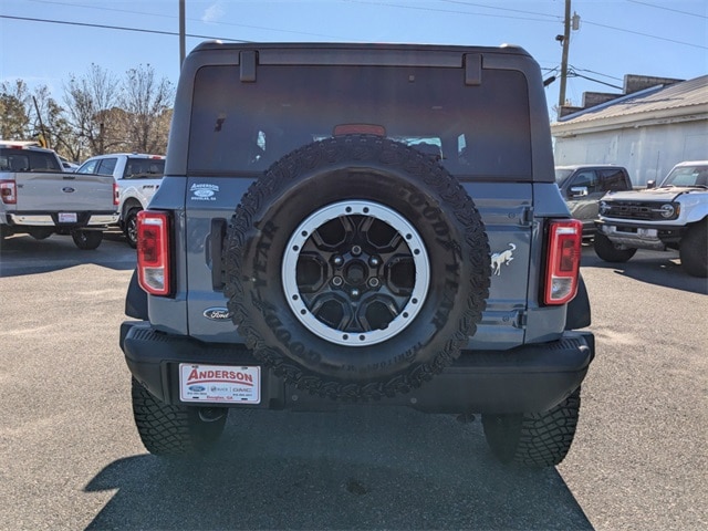 2024 Ford Bronco Black Diamond photo 5