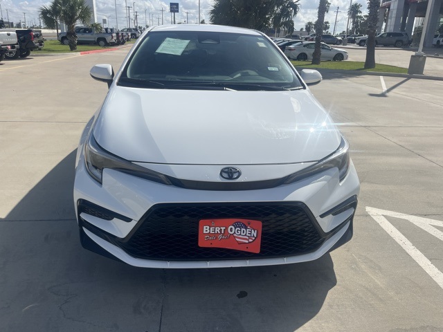 2023 Toyota Corolla SE photo 2