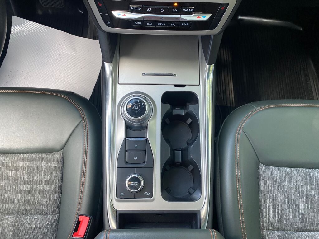 2023 Ford Explorer Timberline photo 14