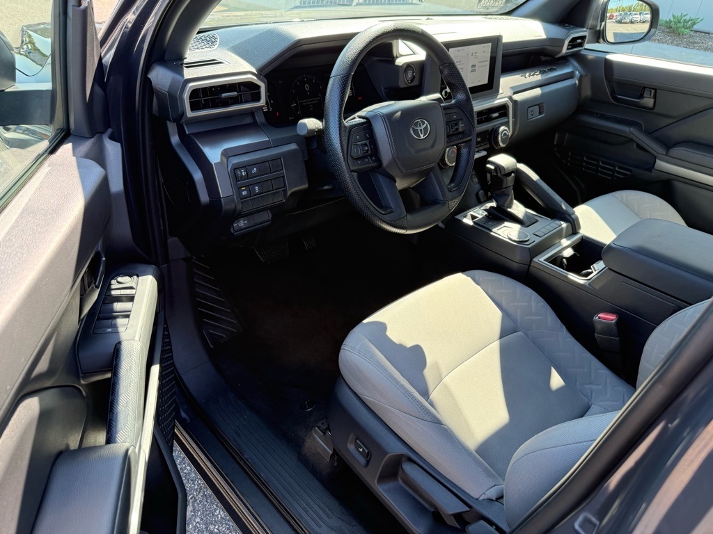 2025 Toyota Tacoma SR5 photo 9