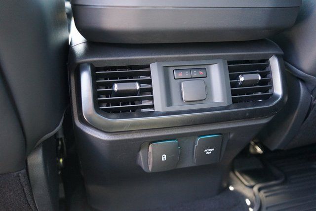2025 FORD F-150 - Image 40