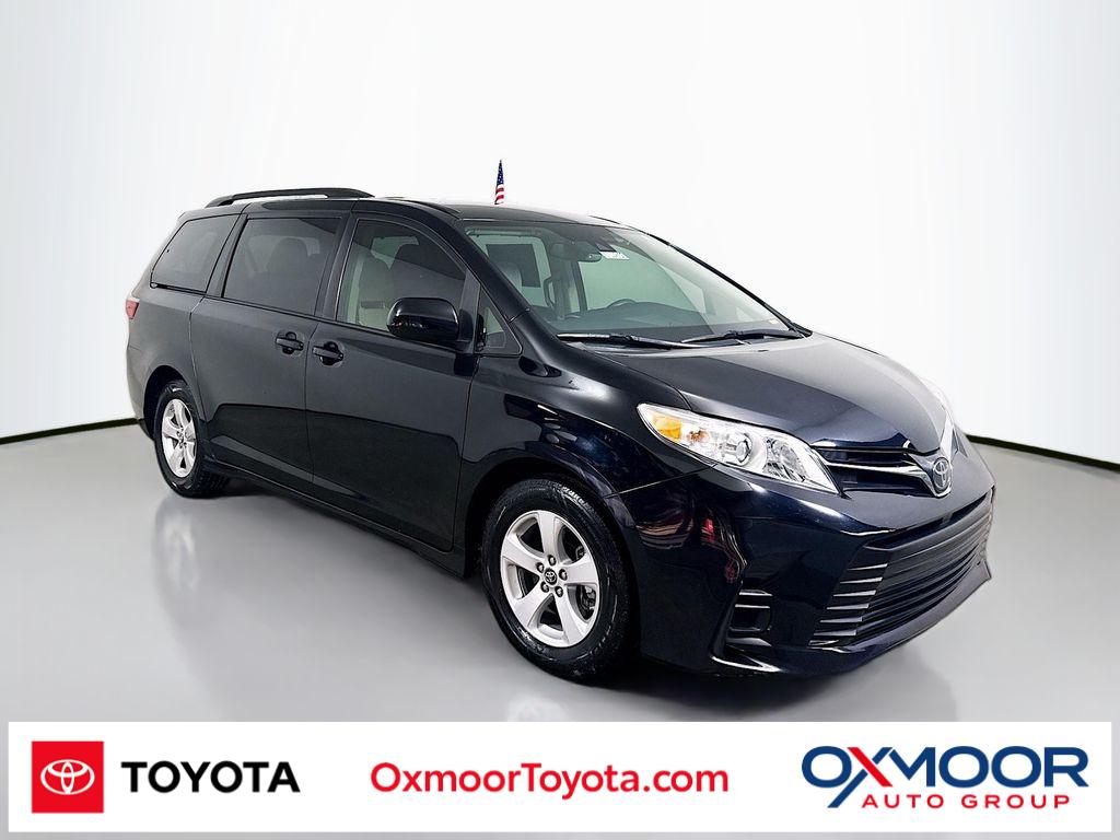 2020 Toyota Sienna LE