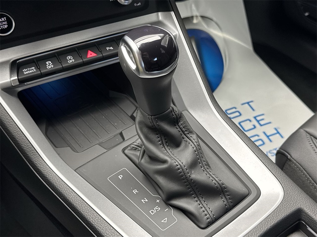 2025 Audi Q3 Premium Plus S line photo 19