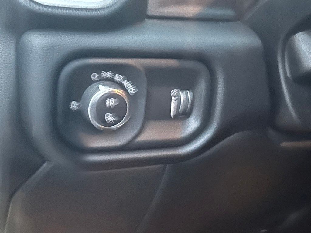 2024 Ram 2500 Big Horn photo 34