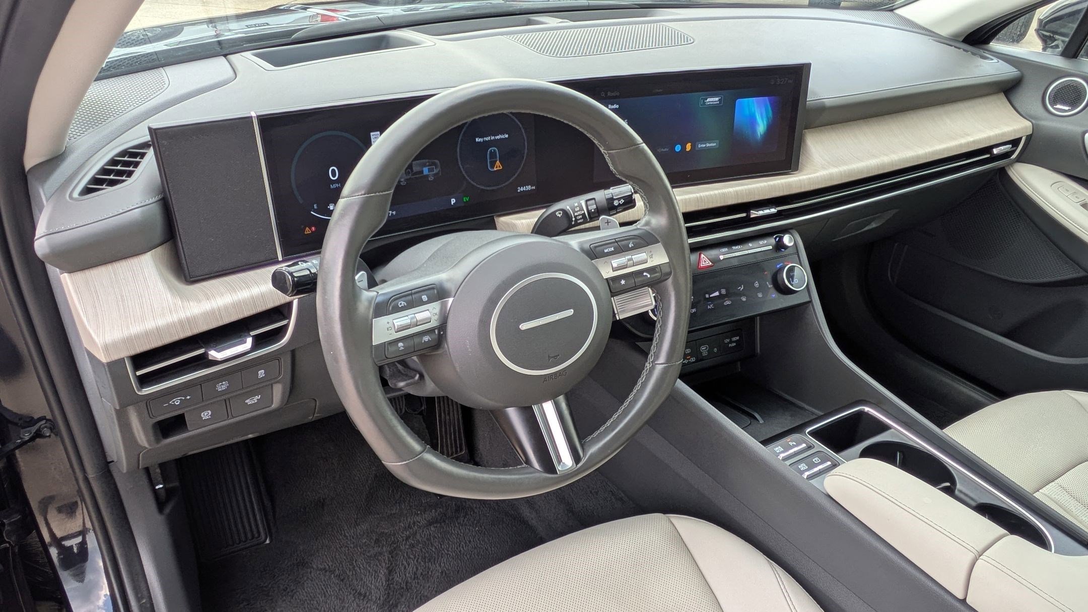 2024 Hyundai Sonata Hybrid Limited photo 10
