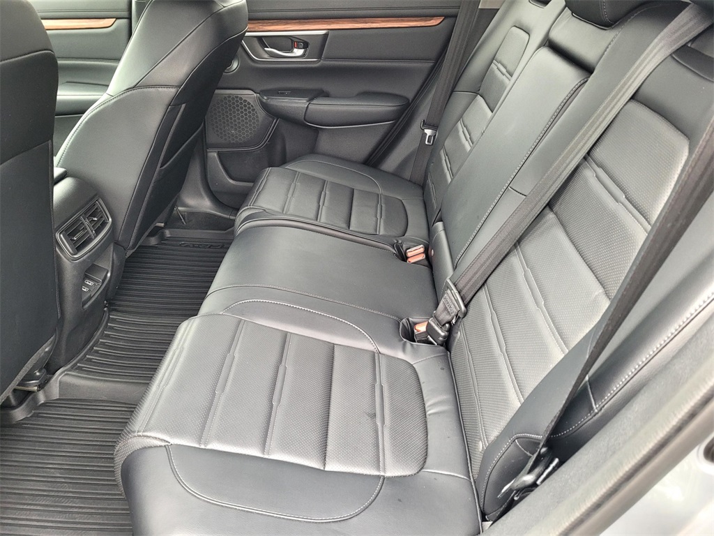 2018 Honda CR-V Touring photo 13