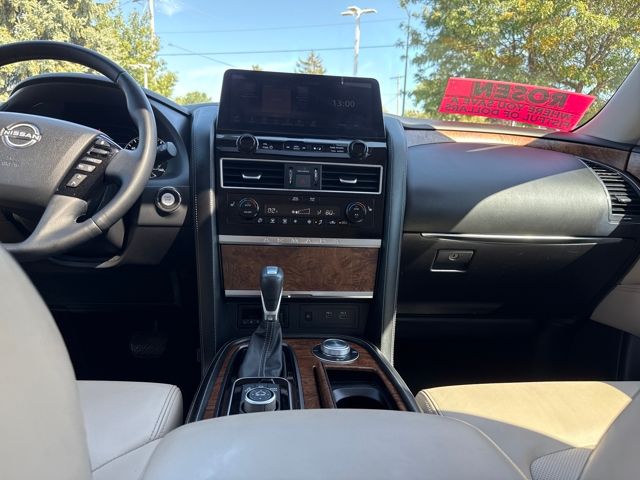 2023 Nissan Armada SL photo 23