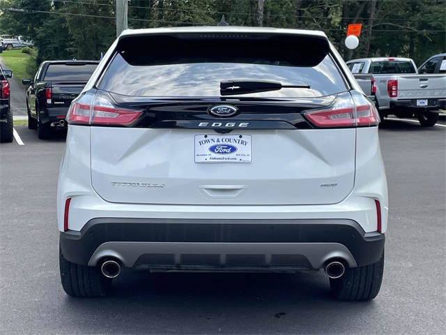 2024 Ford Edge Titanium photo 25