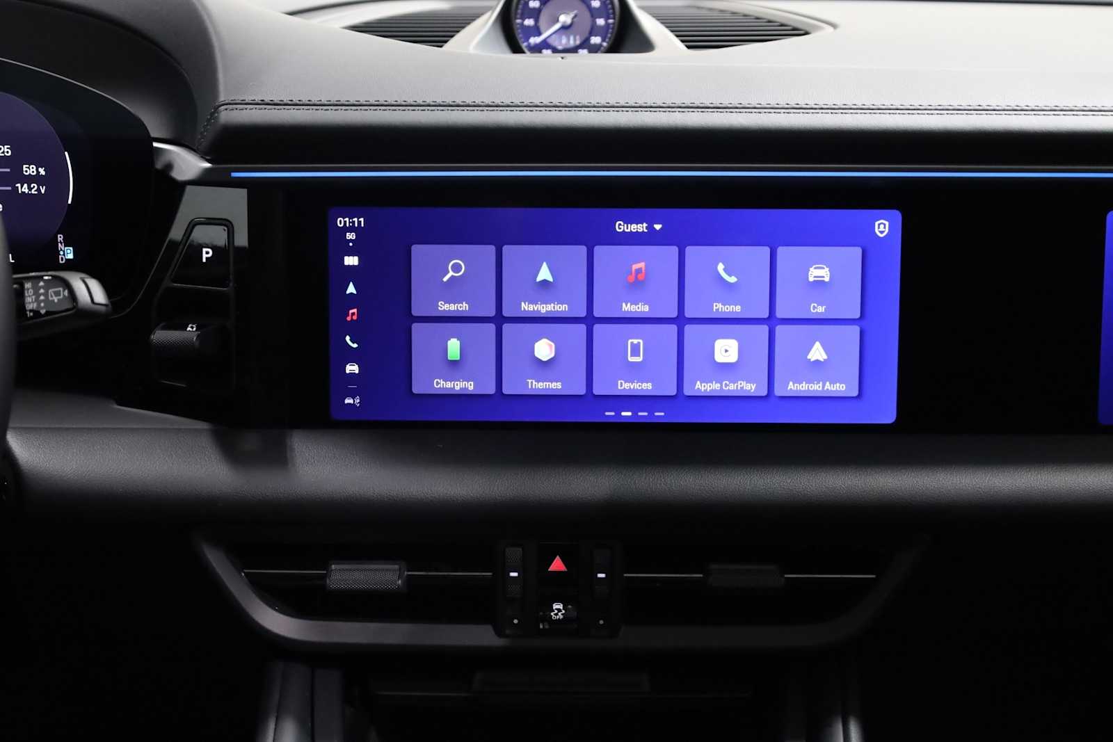 2024 Porsche Macan Electric 4 photo 28