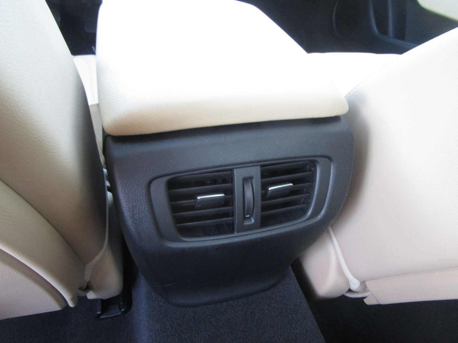 2021 Acura TLX photo 10