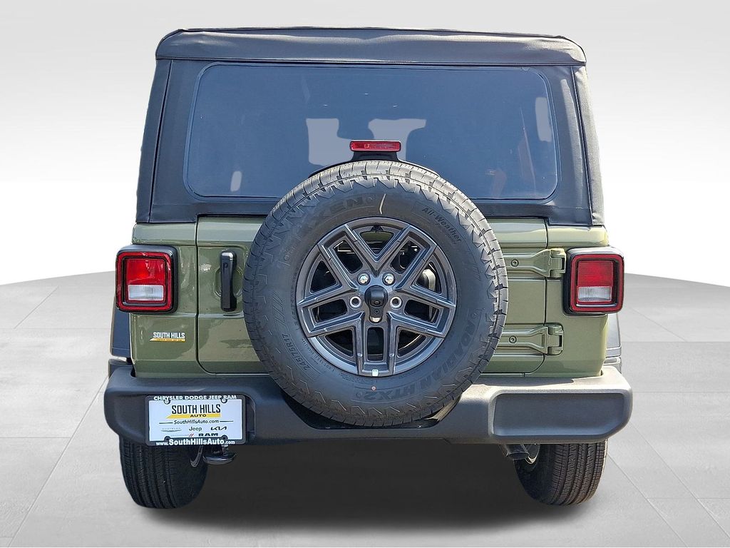 2025 Jeep Wrangler Sport S photo 4