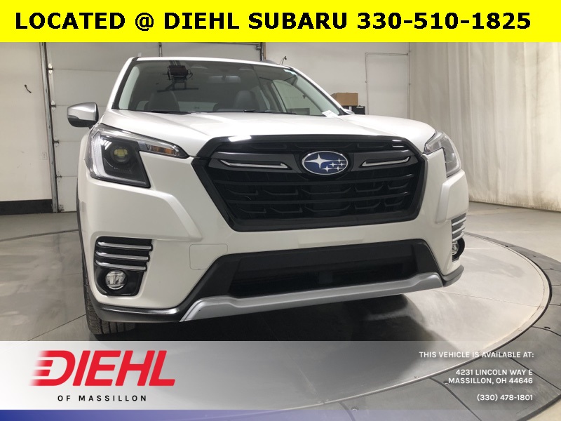 2023 Subaru Forester Touring photo 2