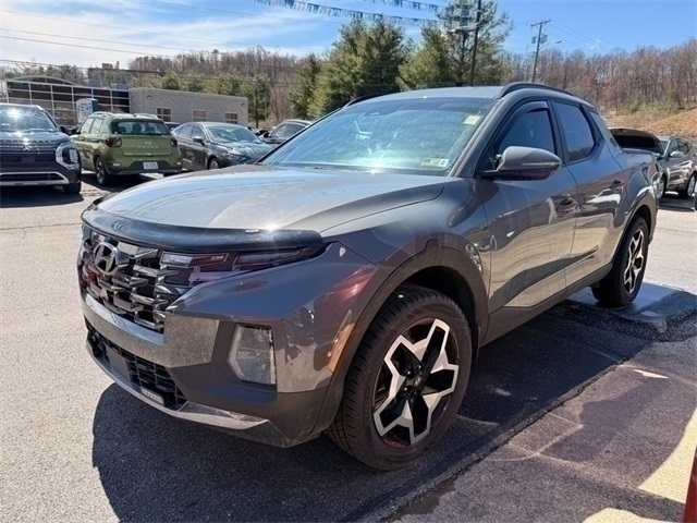 2023 Hyundai Santa Cruz Limited photo 2