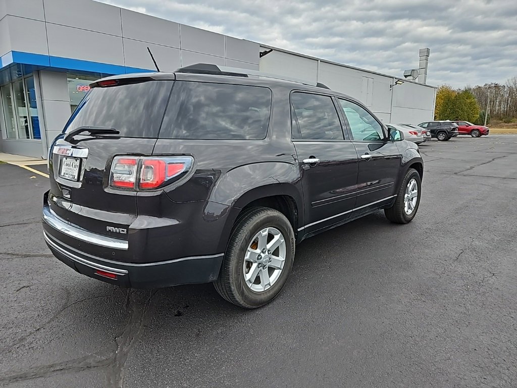 2015 Gmc Acadia SLE photo 2