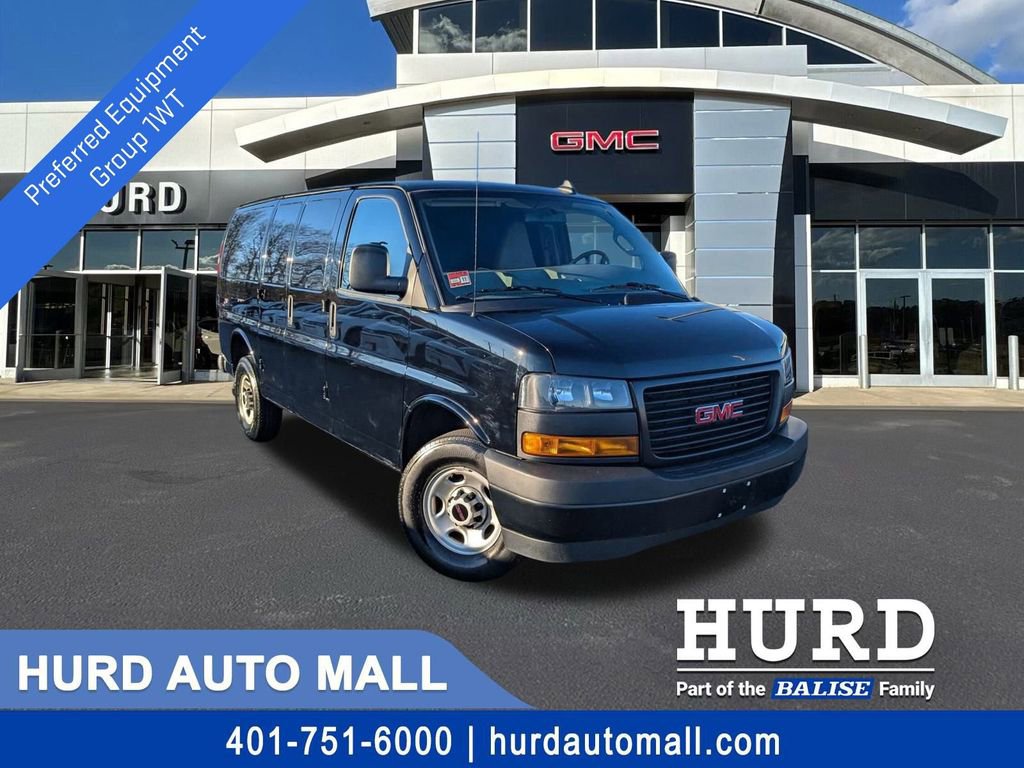 2023 GMC Savana Cargo Work Van's photo
