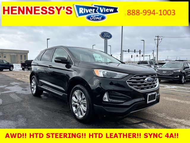 2022 Ford Edge Titanium's photo