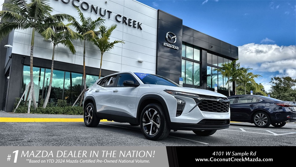 2024 Chevrolet Trax RS's photo