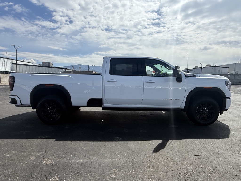 2025 Gmc Sierra 2500 HD AT4 photo 4