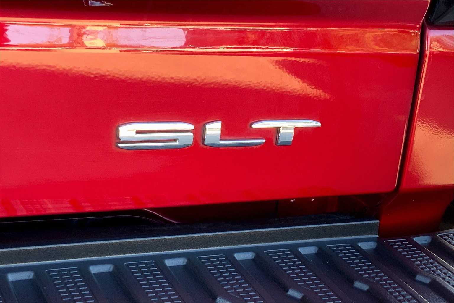 2021 Gmc Sierra 1500 SLT photo 9